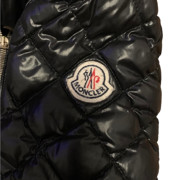 Moncler Black Quilted Jacket - Picture 3 of 8